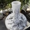Vase "Pêches d'Hiver" - Hommage Artistique à l'Histoire et à la Modernité