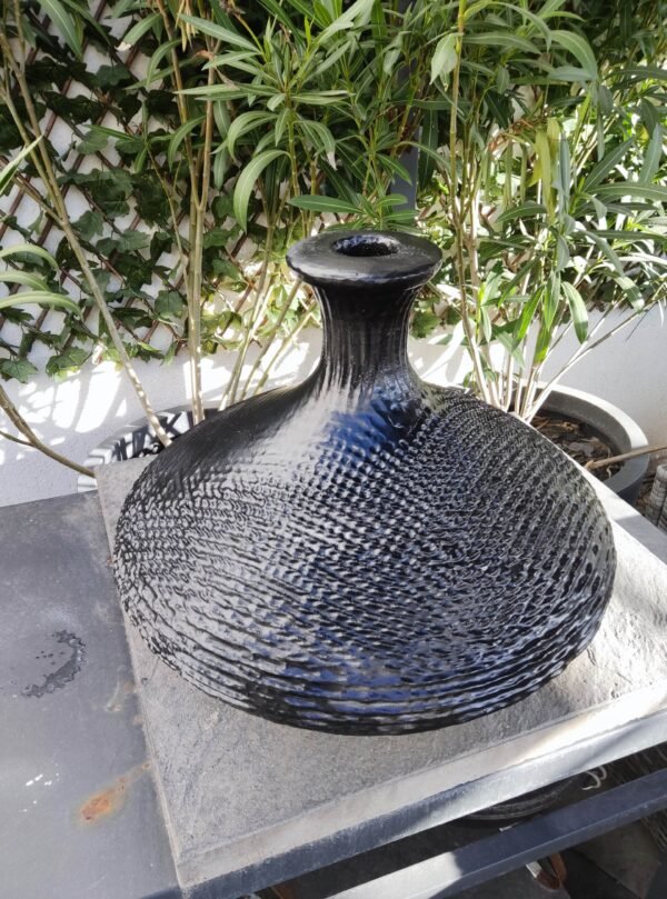 Vase Contemporain "Écailles Marines" - Lévitation et Texture Organique