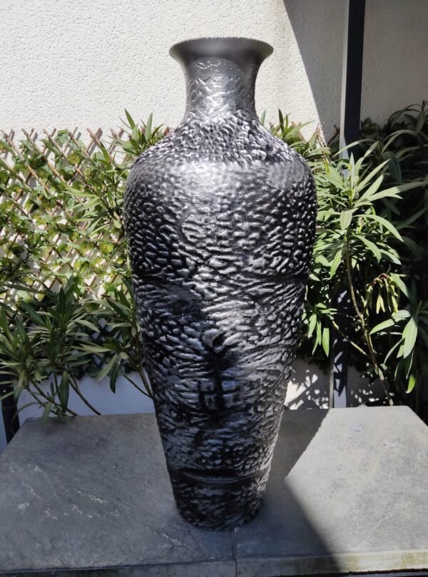 Vase Contemporain "Paysage Rocailleux" - Une Touche de Nature Minérale (80 cm)